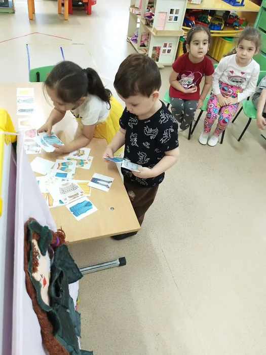 photo_5296243891076008924_y