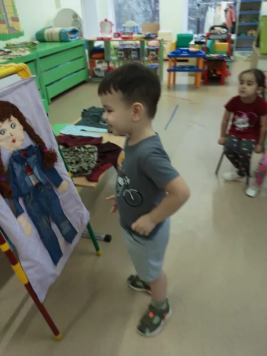 photo_5296243891076008926_y