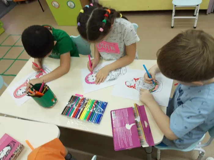 photo_5296243891076008929_y