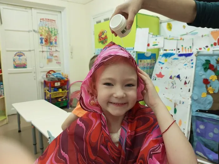 photo_5296243891076008931_y